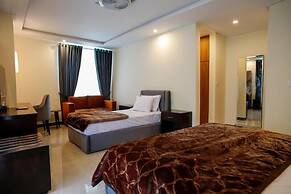 Grand Premium Continental Hotel