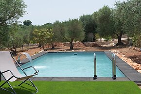Country House in Puglia With Pool & Pizza Oven