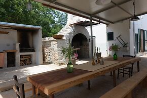 Country House in Puglia With Pool & Pizza Oven