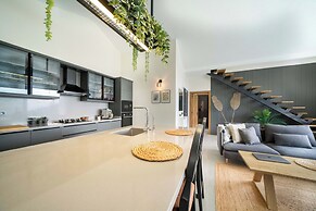 Villa Oxy & Seaview & Private Pool & Indoor Heated Pool