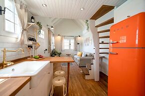 The Box House & Seaview & Private Pool