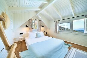 The Box House & Seaview & Private Pool