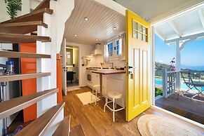 The Box House & Seaview & Private Pool