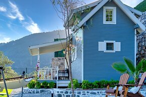 The Box House & Seaview & Private Pool