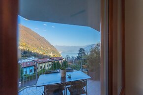 We Lake Como in Argegno