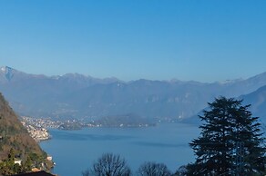 We Lake Como in Argegno