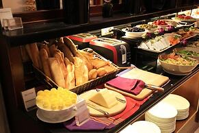 The Embassy Hotel Hanoi
