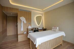 Radisson Resort & Spa Khopoli