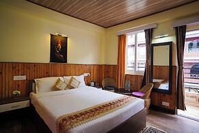 Hotel Hill Queen