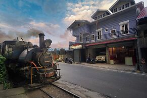 Hotel Hill Queen