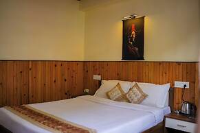 Hotel Hill Queen