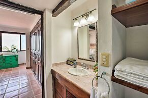 Updated Oceanside Townhome w/ Pool: Walk to Beach!
