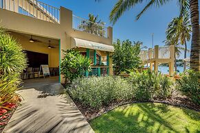 Walk to Beach: St Thomas Condo w/ Balconies