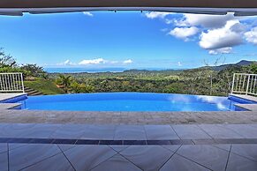 Stunning Casa de la Roca House w/ Infinity Pool!