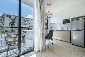Palmetto Park Residence