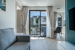 Palmetto Park Residence