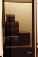 Palmetto Park Residence