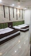 Hotel SR Siddhivinayak