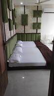 Hotel SR Siddhivinayak