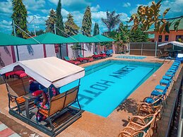 Lenny Hotel Ltd.