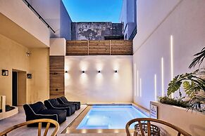 Grande Madonna Luxury Suites
