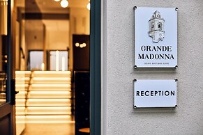 Grande Madonna Luxury Suites