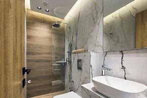 Grande Madonna Luxury Suites
