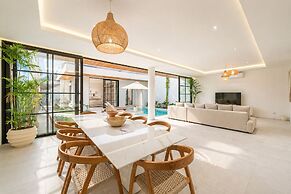 Villa Janoor by GORO