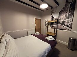 The Lansbury - Whitby