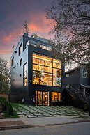The Halifax Rooftop Home (Furnished)