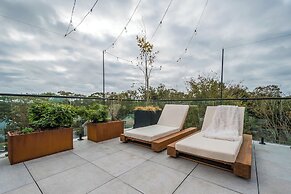 The Halifax Rooftop Home (Furnished)