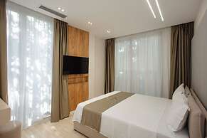 DownTown Hotel