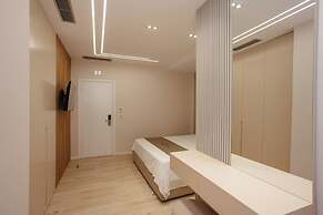 DownTown Hotel