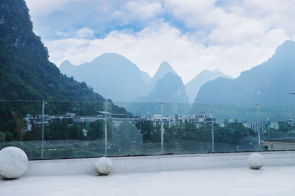 Ruoli Yangshuo