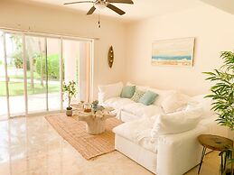 Beach Front Luxury condo