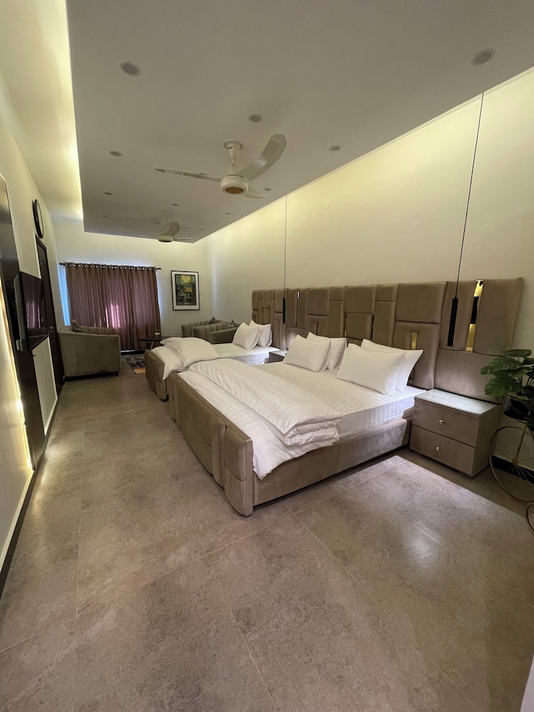 Loft BnB F10 Guest House