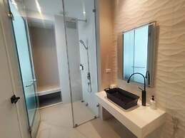 Hotel Whitt Hua Hin