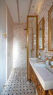 Luxurious Arakana Villa with Pool