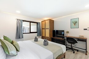 Zen Style Pool Access Townhouse