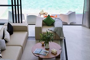 Zen Style Pool Access Townhouse