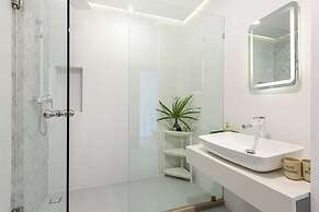 Zen Style Pool Access Townhouse