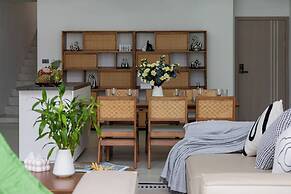 Zen Style Pool Access Townhouse