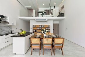 Zen Style Pool Access Townhouse