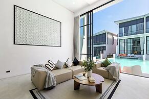 Zen Style Pool Access Townhouse
