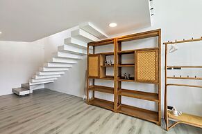 Zen Style Pool Access Townhouse