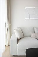 Bright 1BR in Binghatti Corner