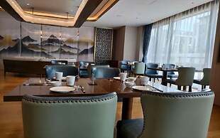 Jinglai Hotel Bushe