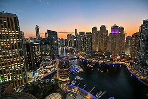 City Meets Sea Elegant Dubai Marina Studio Stay