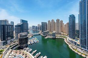 City Meets Sea Elegant Dubai Marina Studio Stay