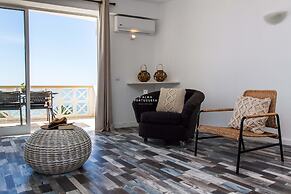 Aveiros Beach Ocean View By D´alma Port